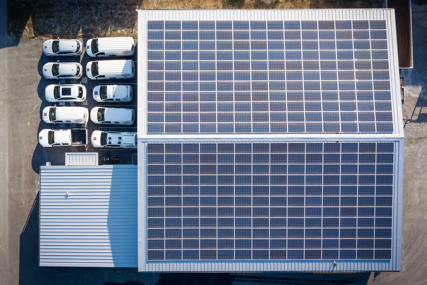 Infrastructures photovoltaïques de Millius Groupe à Saint-Léonard, entreprise engagée pour la construction durable en Valais
